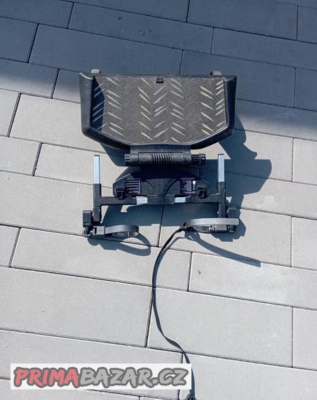 stupatko-ke-kocarku-lupilu