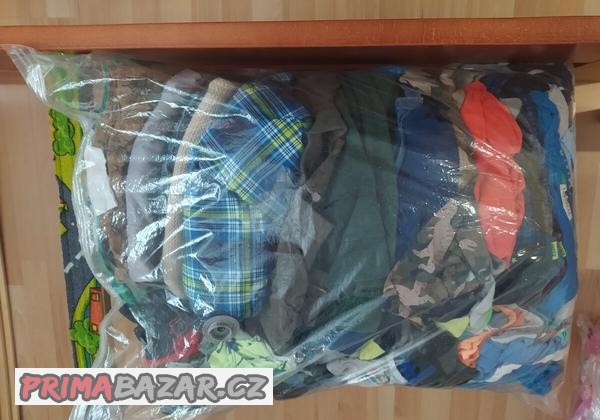 balik-detskeho-obleceni-kluk