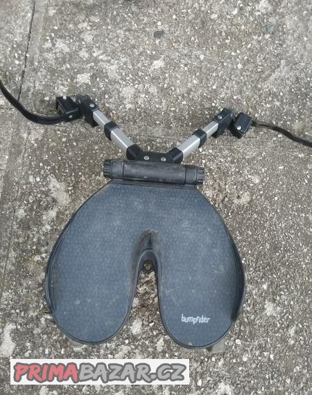 stoupatko-ke-kocarku