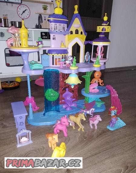 My little pony, podmořský zámek