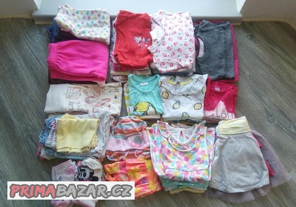 obleceni-na-holcicku-vel-80-letni-balik-2