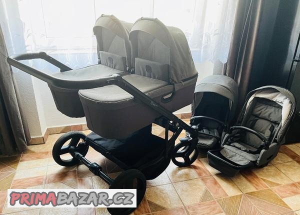 kocarek-pro-dvojcata-sourozence