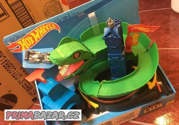 Hot wheels City Cobra crush