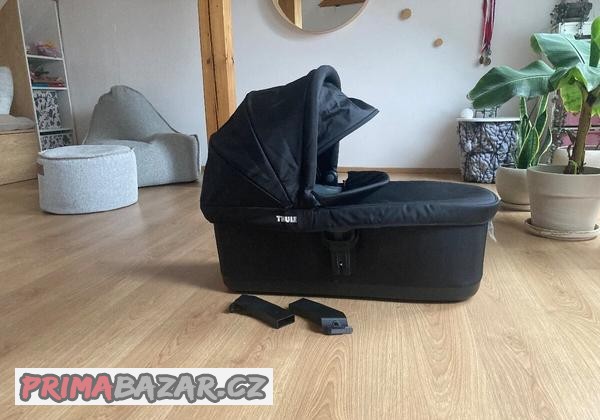 korba-thule-s-moskytierou-adaptery-a-plastenkou
