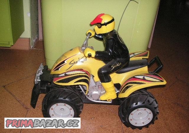 štvorkolka na diaľkové ovládanie