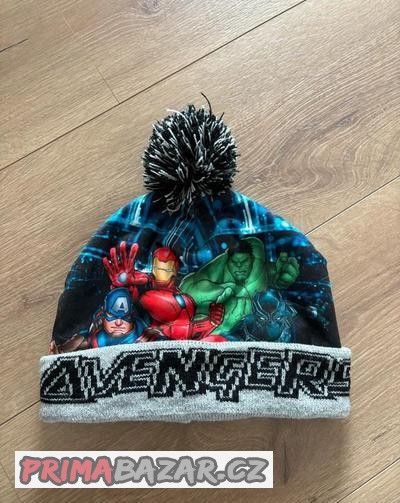 chlapecka-cepice-s-bambulkou-s-hrdiny-avengers-vel-54