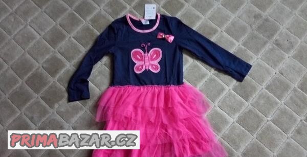 nove-krasne-divci-saty-vel-7-az-8-let