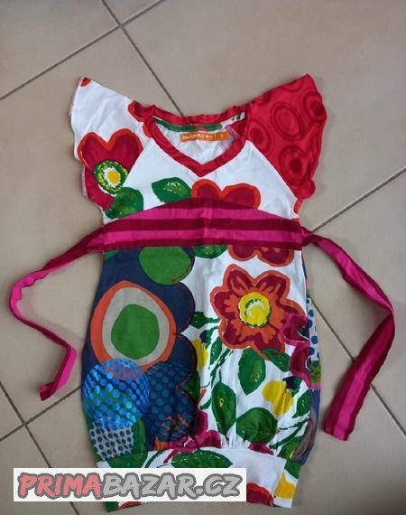 letni-saty-desigual