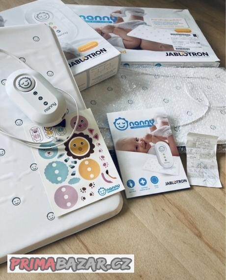 chuvicka-nanny-bm-02-se-dvema-deskami