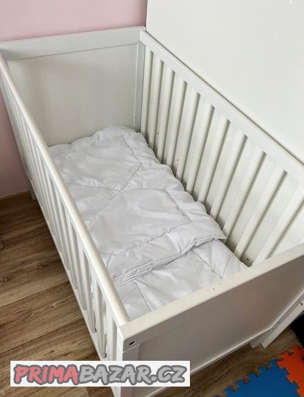 Dětská postýlka Sundvik s matrací