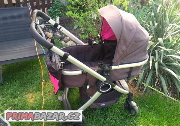 prodam-starsi-kocarek-chicco-urban-dvojkombinace-doplnky