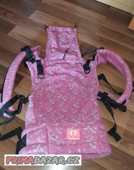 rostouci-ergonomicke-nositko-moisha-grow-herbejo-cyclamen