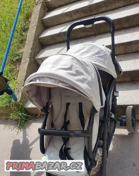 kocarek-pro-dvojcata