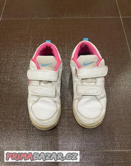 Tenisky Nike vel. 33