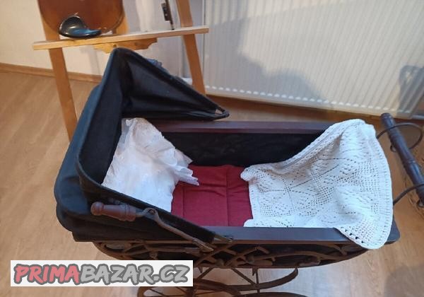 stary-kocarek-pro-panenky