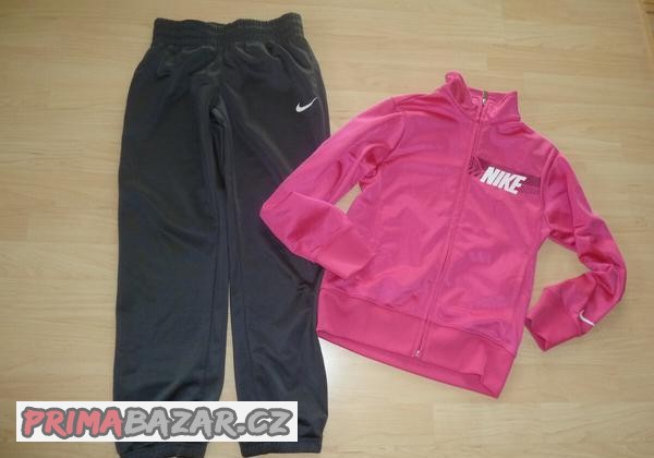 divci-teplakova-souprava-nike-vel-134