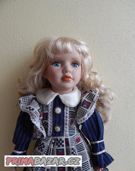 Panenka s porcelánovou hlavou