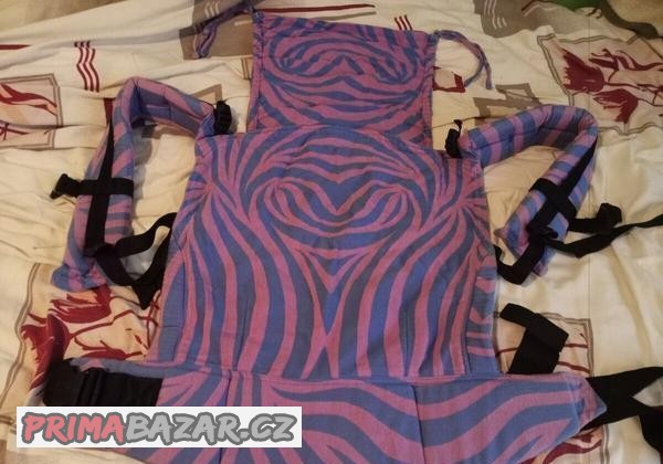 nositko-lenka-toddler