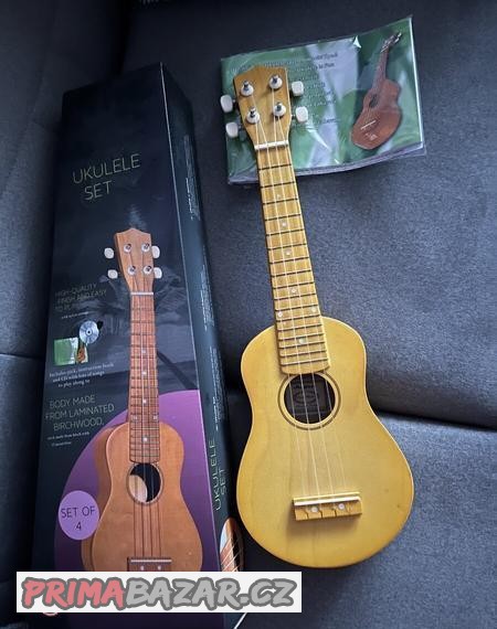 Dětská gitara ukulele