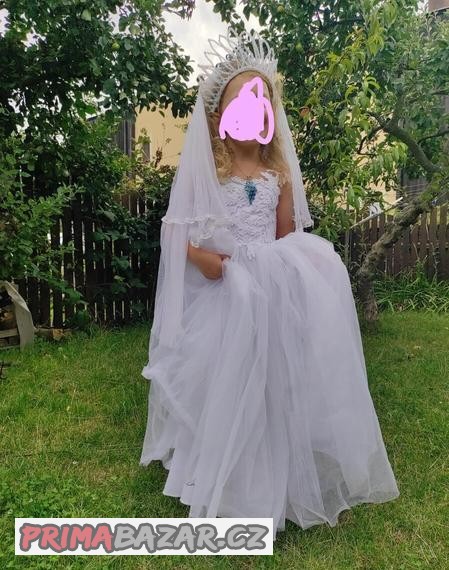 saty-svatebni-na-druzicku-na-vilu-vel-110-120