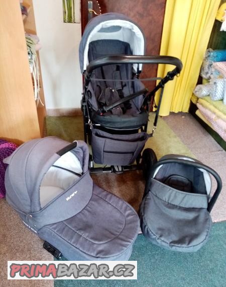 prodam-trojkombinaci-kocarek-tmave-sedy-za-3000-kc