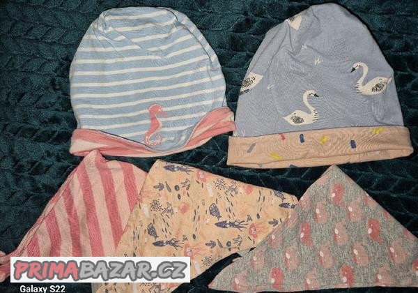 tchibo-set-cepice-a-satky-3-6-mes