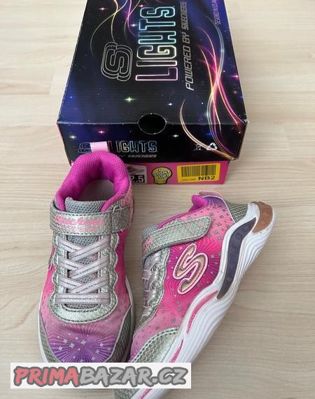 Tenisky Skechers - velikost 28