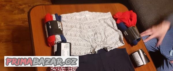 chlapecke-trenyrky-vel-m