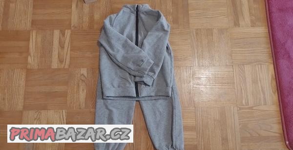 decathlon-detska-sportovni-souprava-89-95-cm