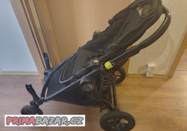 sourozenecky-kkocarek-baby-jogger