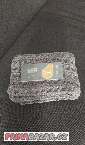 hackovana-deka-prikryvka