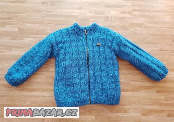 chlapecky-zatepleny-svetr-vel-cca-7-let