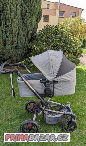 trojkombinace-jane-crosswalk