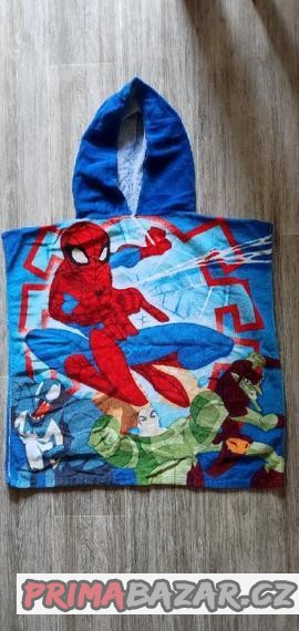 Pončo Spiderman