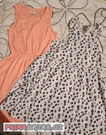krasne-saty-vel-128-134-hello-kitty