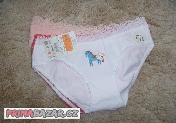 nove-baleni-5-ks-kalhotek-vel-122-128-zn-reserved