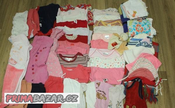 balik-obleceni-40-ks-pro-holcicku-0-9-mesicu-10-ks-zdarma