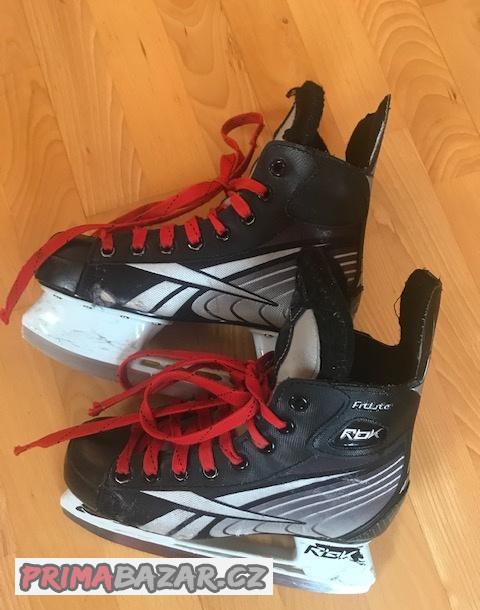 Hokejové brusle zn. Reebok Fitlite vel. 37