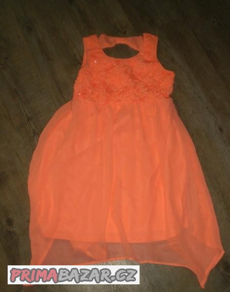 krasne-saty-vel-14-let