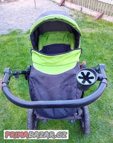 sportovni-kocarek-zdarma-jidelni-zidle-a-autosedacka-vajic