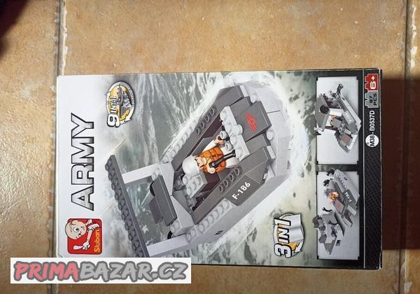 Sluban Army Creator  Vyloďovací člun 3v1