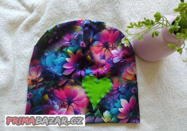 handmade-cepice-kvetiny-se-srdickem