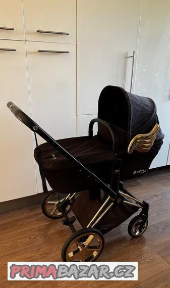 cybex-priam-wings-by-jeremy-scott