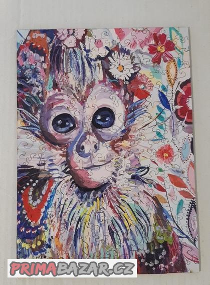 Dřevěné puzzle s motivem opičky