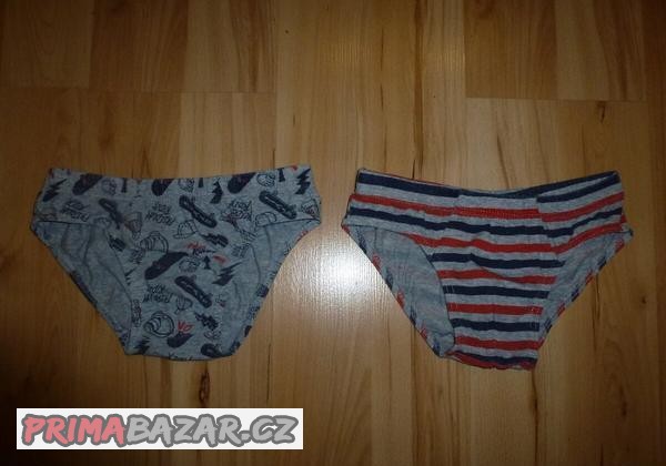 2x-chlapecke-slipy-vel-134-140