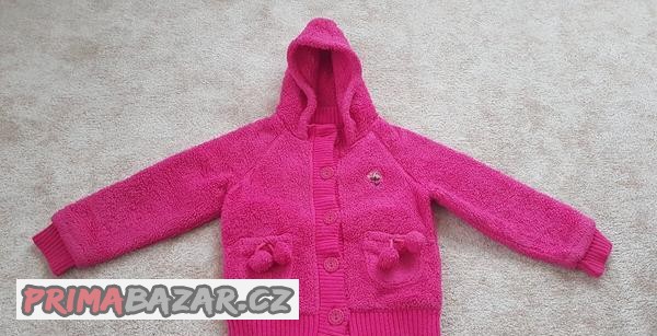 ruzovy-kabatek-next
