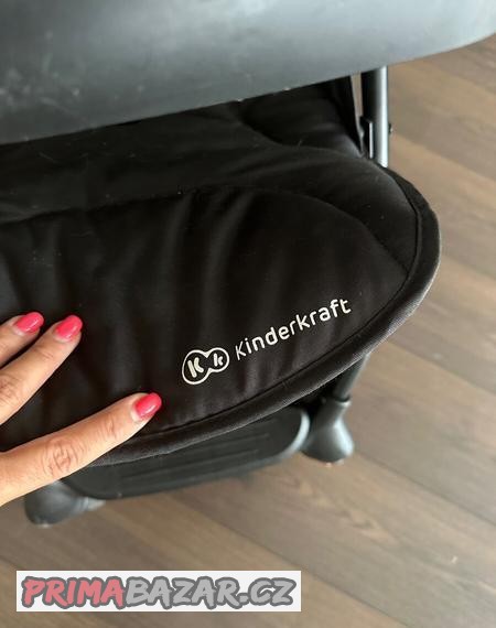 sportovni-kocarek-s-pultikem