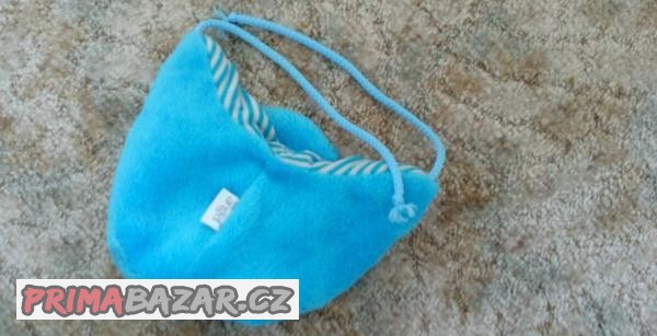 tepla-cepice-pro-predcasne-narozene-dite