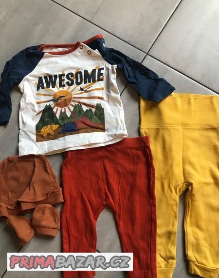 sada-obleceni-pro-mimi-3m-12m