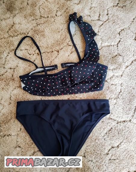 Dívčí bikiny